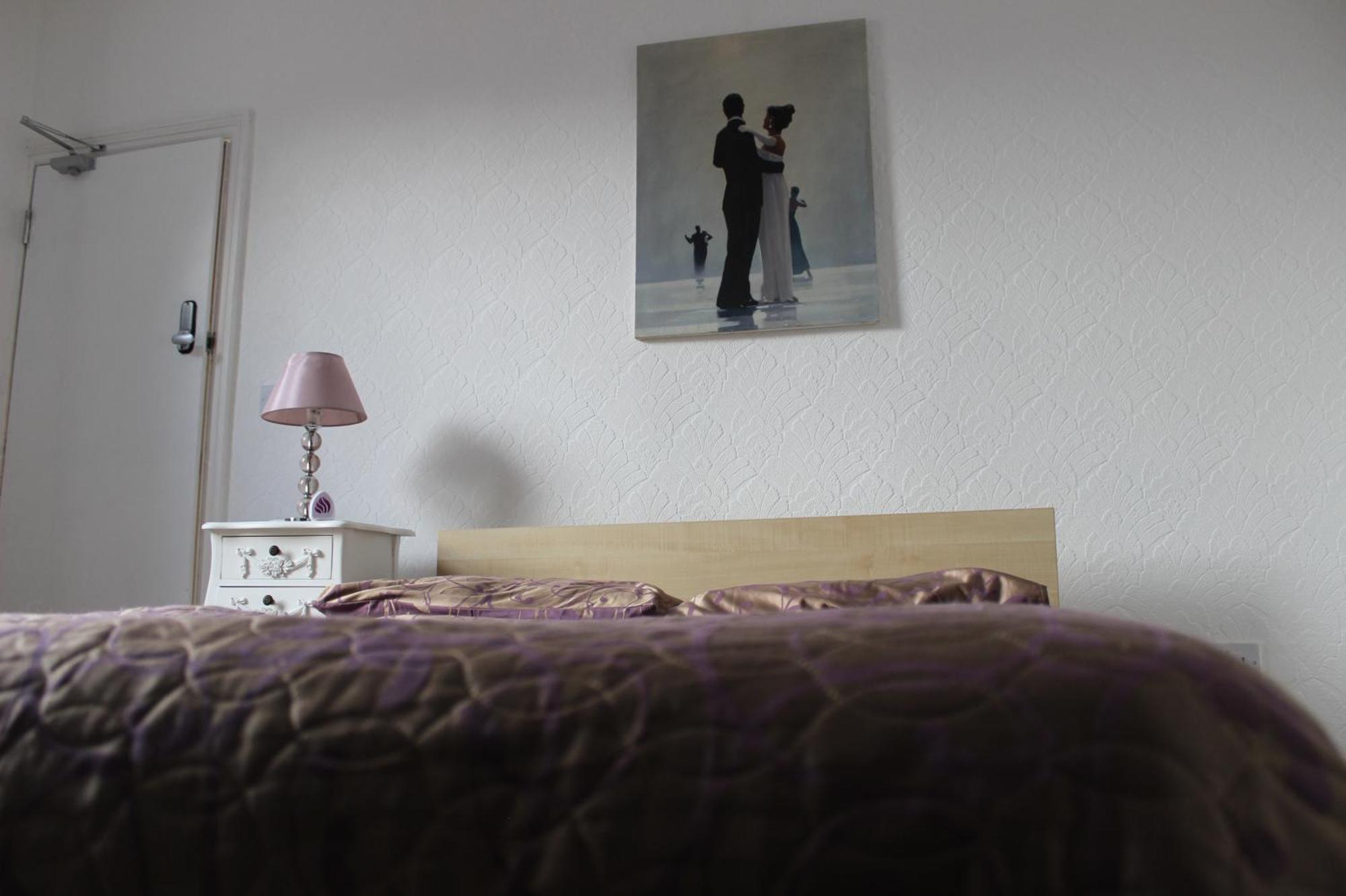 Mother-In-Law Guest House Hotel Leeds Leeds  Extérieur photo