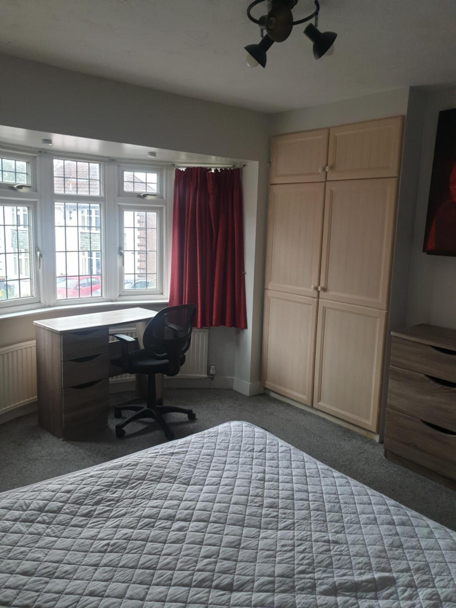 Mother-In-Law Guest House Hotel Leeds Leeds  Extérieur photo
