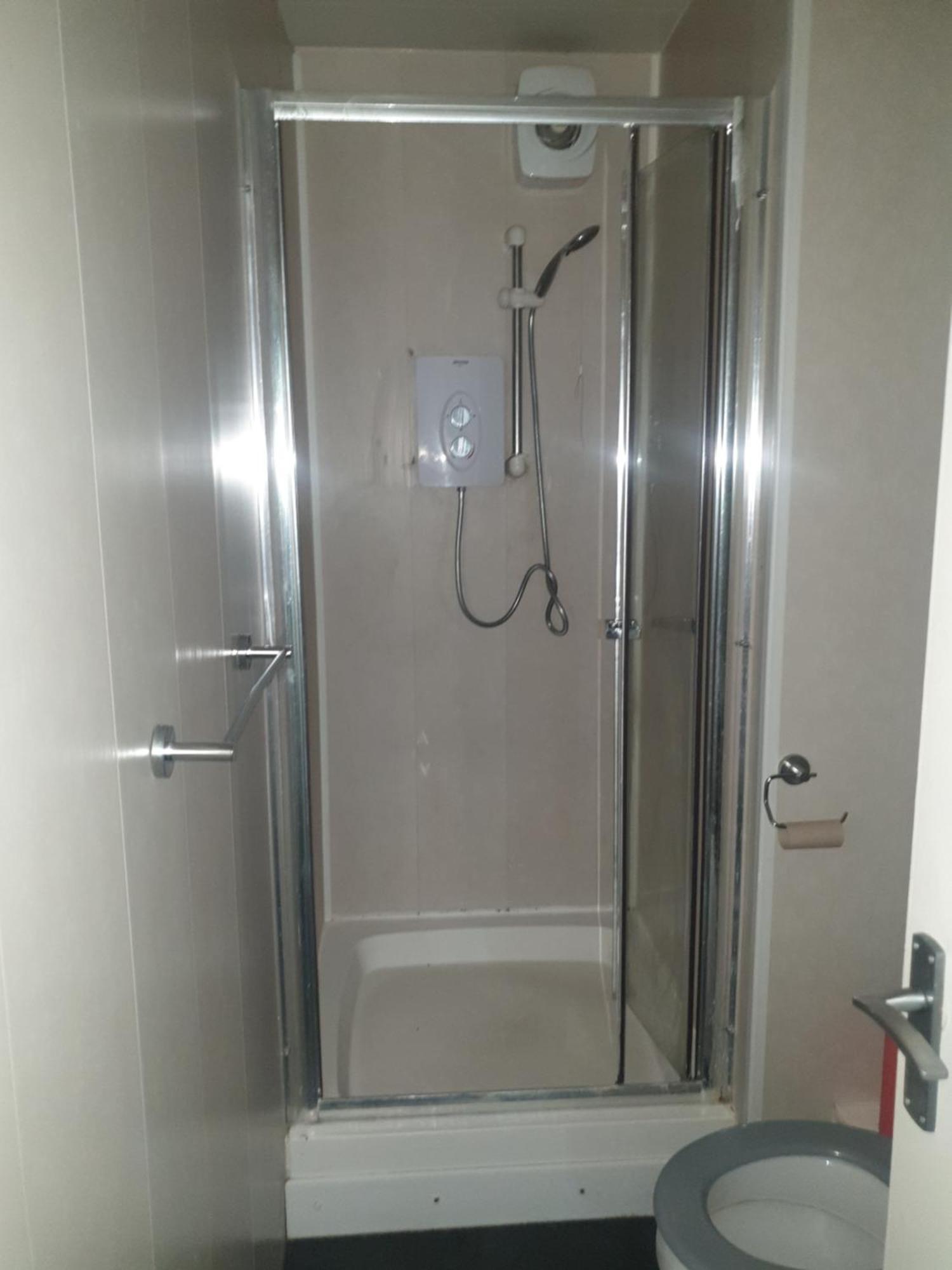 Mother-In-Law Guest House Hotel Leeds Leeds  Extérieur photo