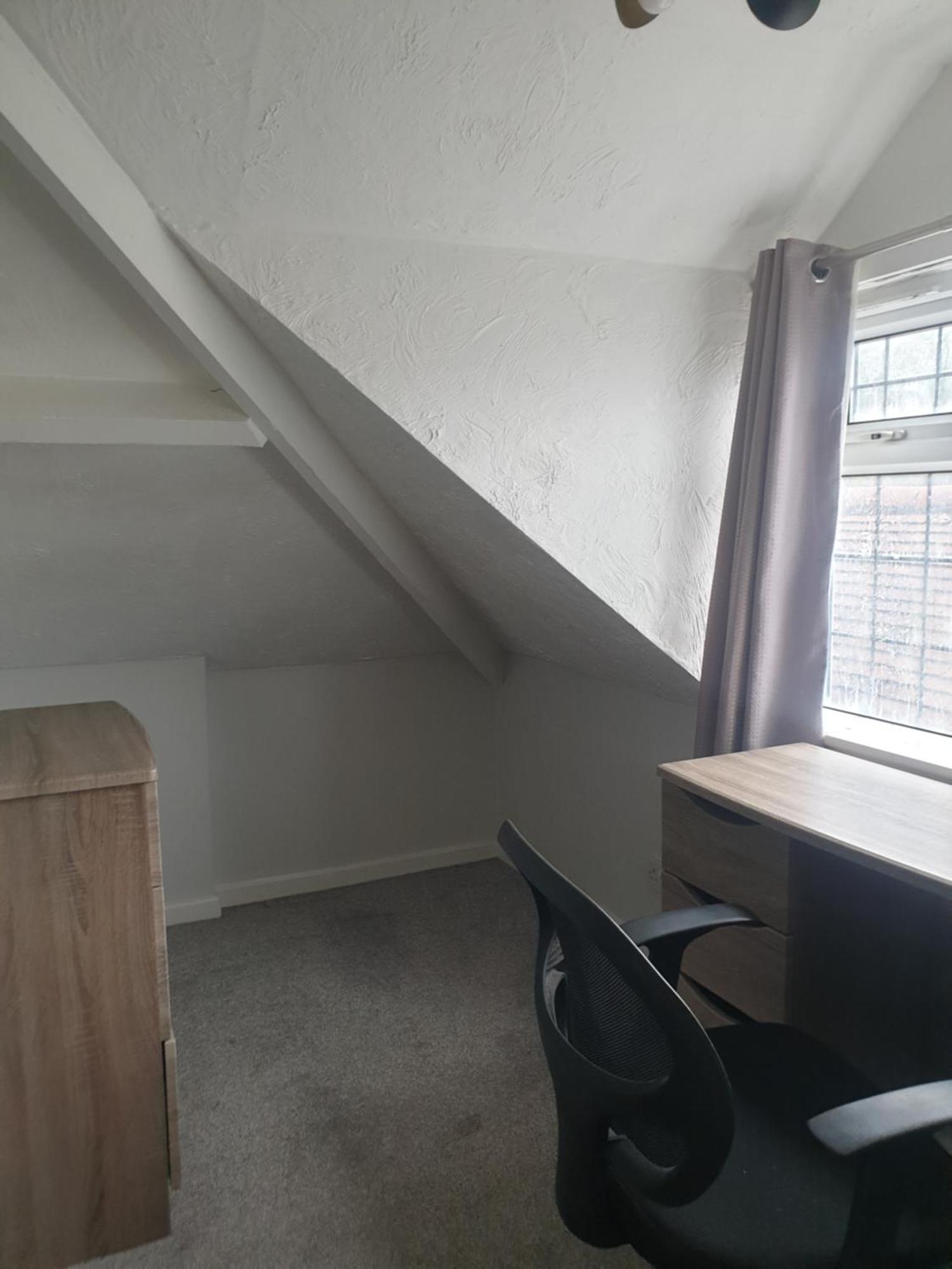 Mother-In-Law Guest House Hotel Leeds Leeds  Extérieur photo