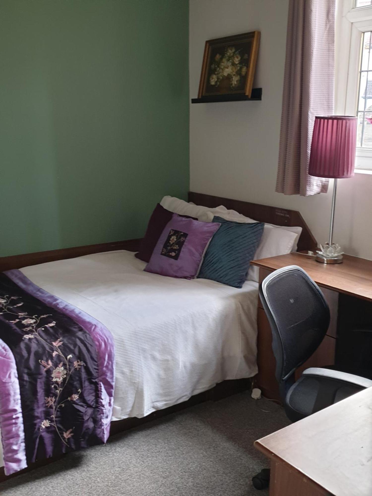 Mother-In-Law Guest House Hotel Leeds Leeds  Extérieur photo