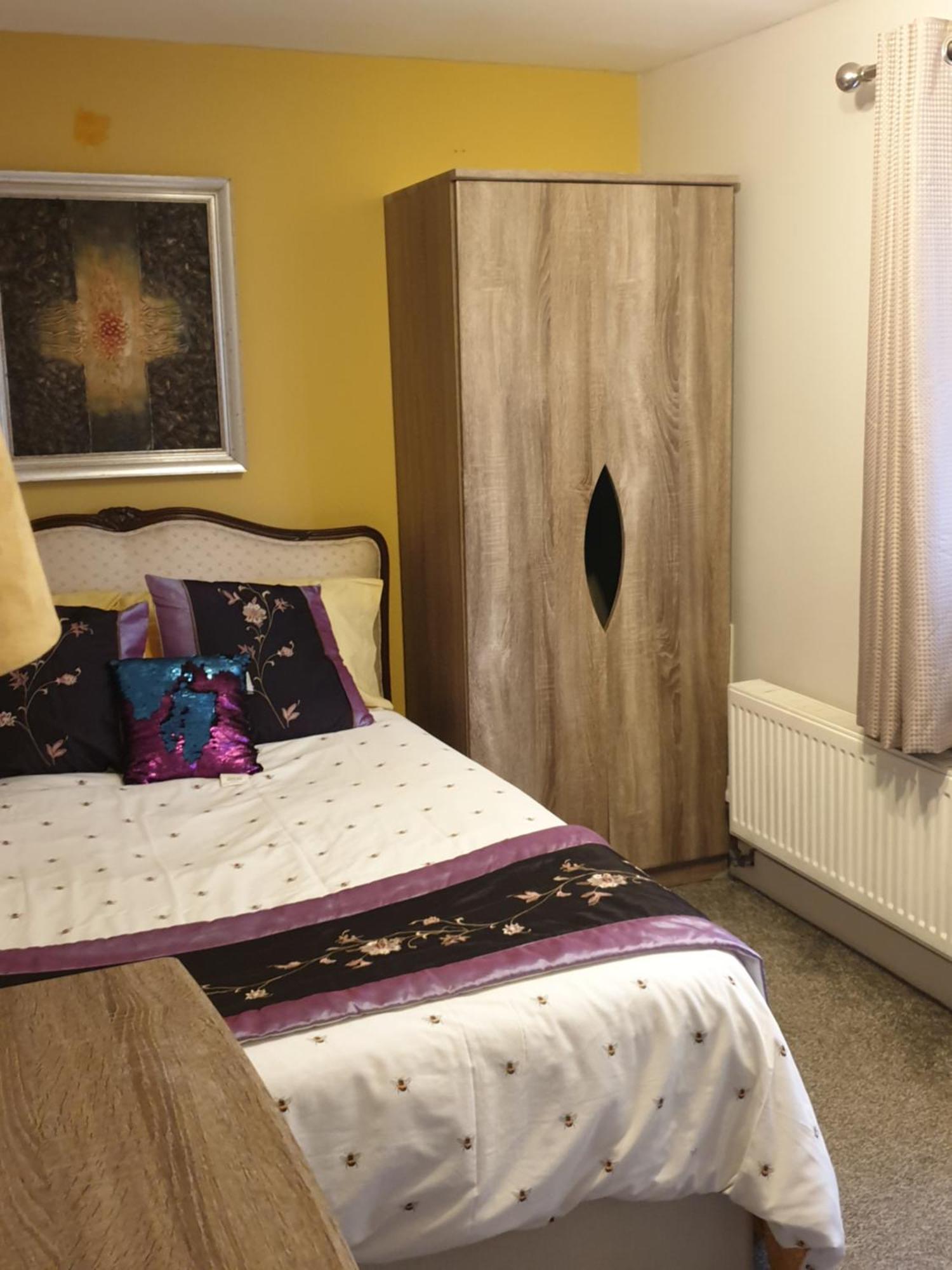 Mother-In-Law Guest House Hotel Leeds Leeds  Extérieur photo